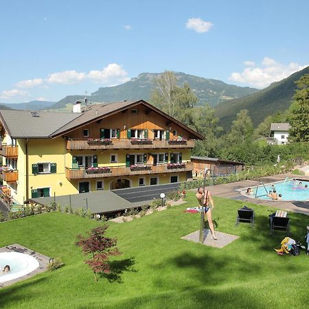 Residence St Konstantin Fiè Esterno foto
